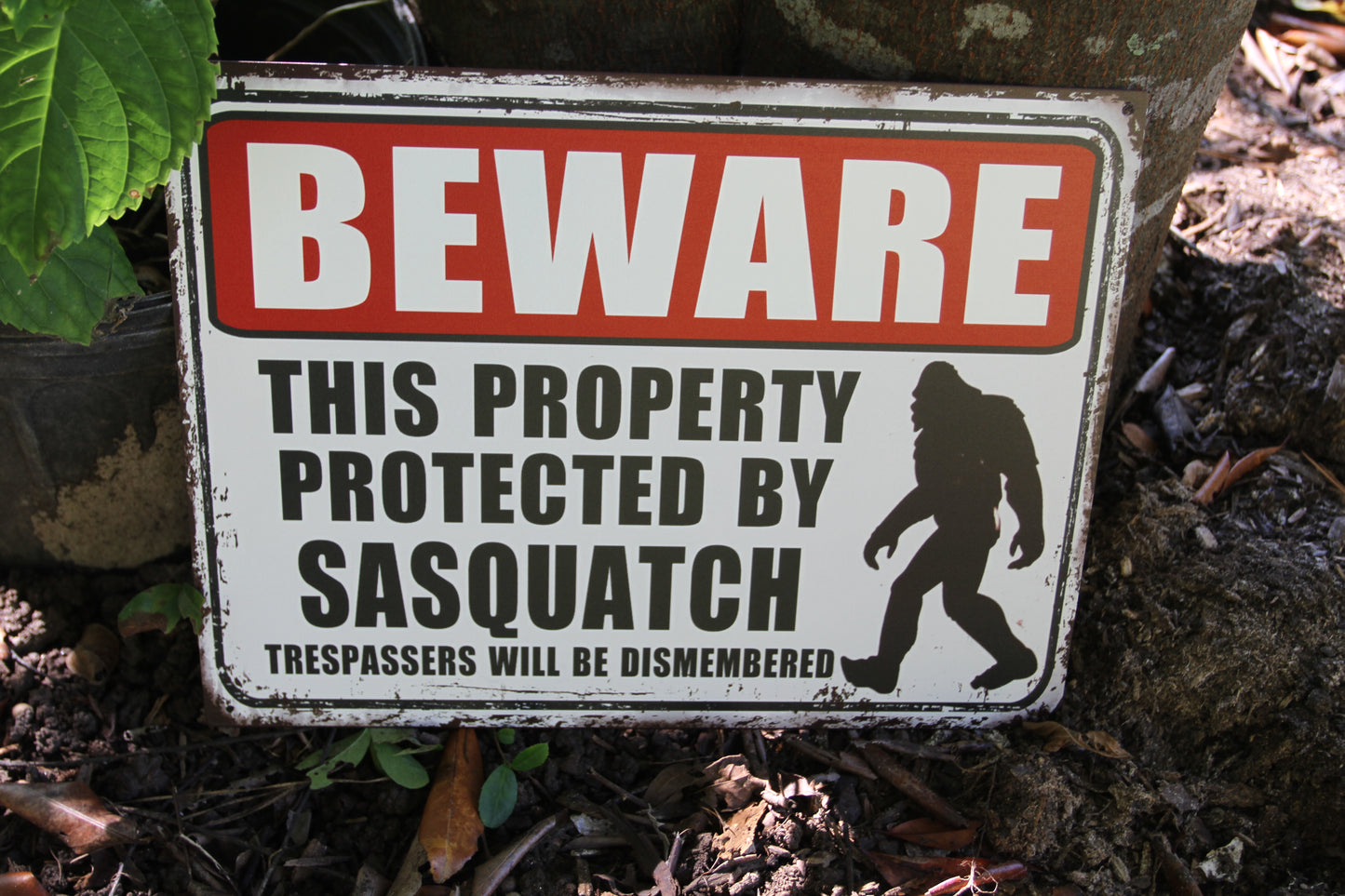 BEWARE OF BIGFOOT SIGN, Fence Sign, Wall Sign, Bigfoot Gift, Bigfoot Collection, Mythical Beast, BF-2