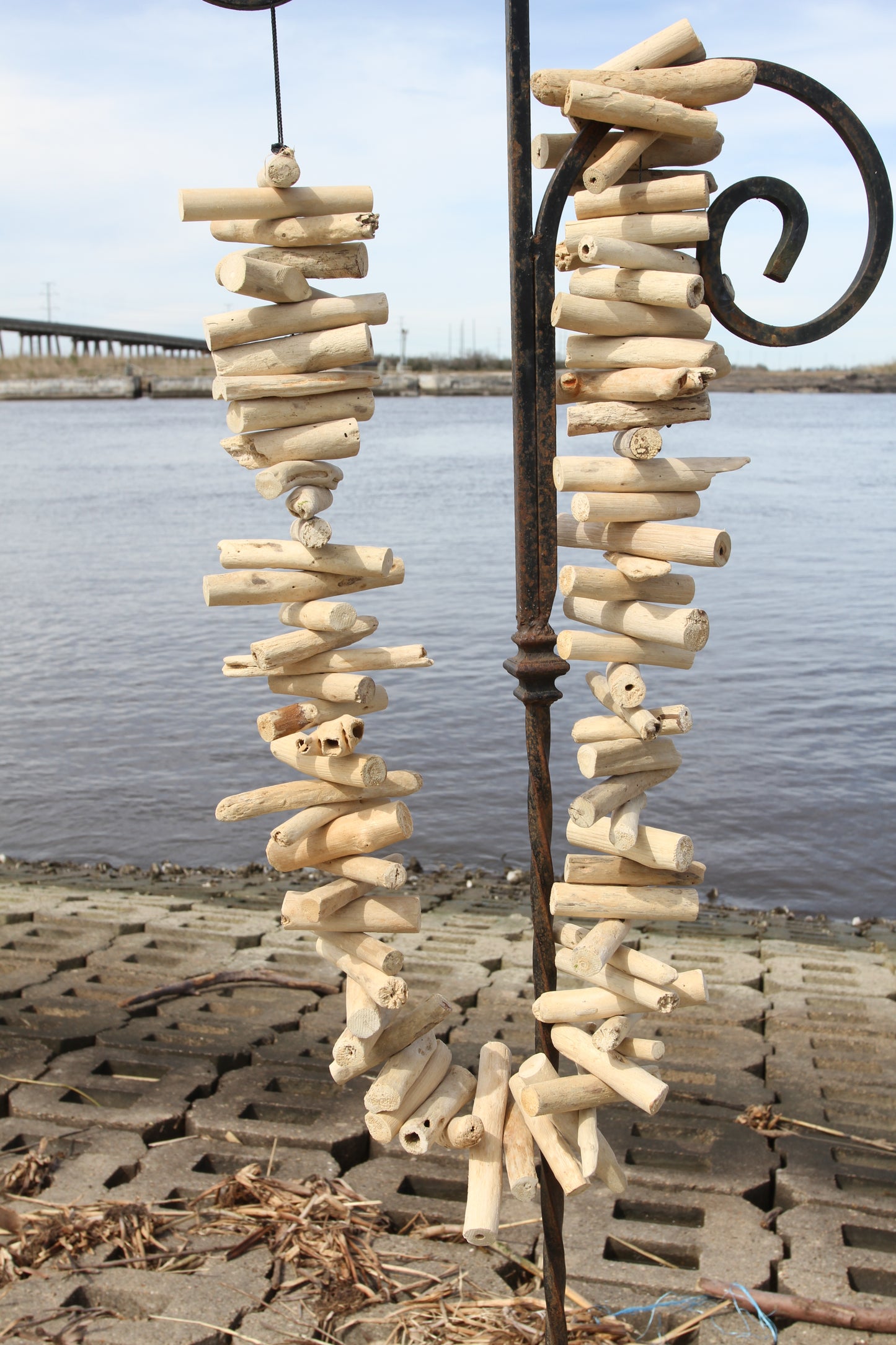 Driftwood-style Garland made of natural wood and hangs 6 ft. tall, a MUST HAVE for all sea lovers! G-102