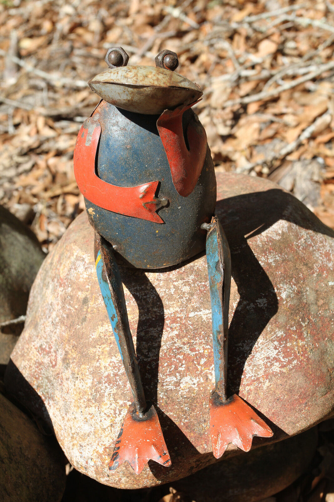SITTING FROGS, Whimsical Yard Decor, Shelf Disply, Christmas Gift, Frog Decor, Counrty Decor N-67B
