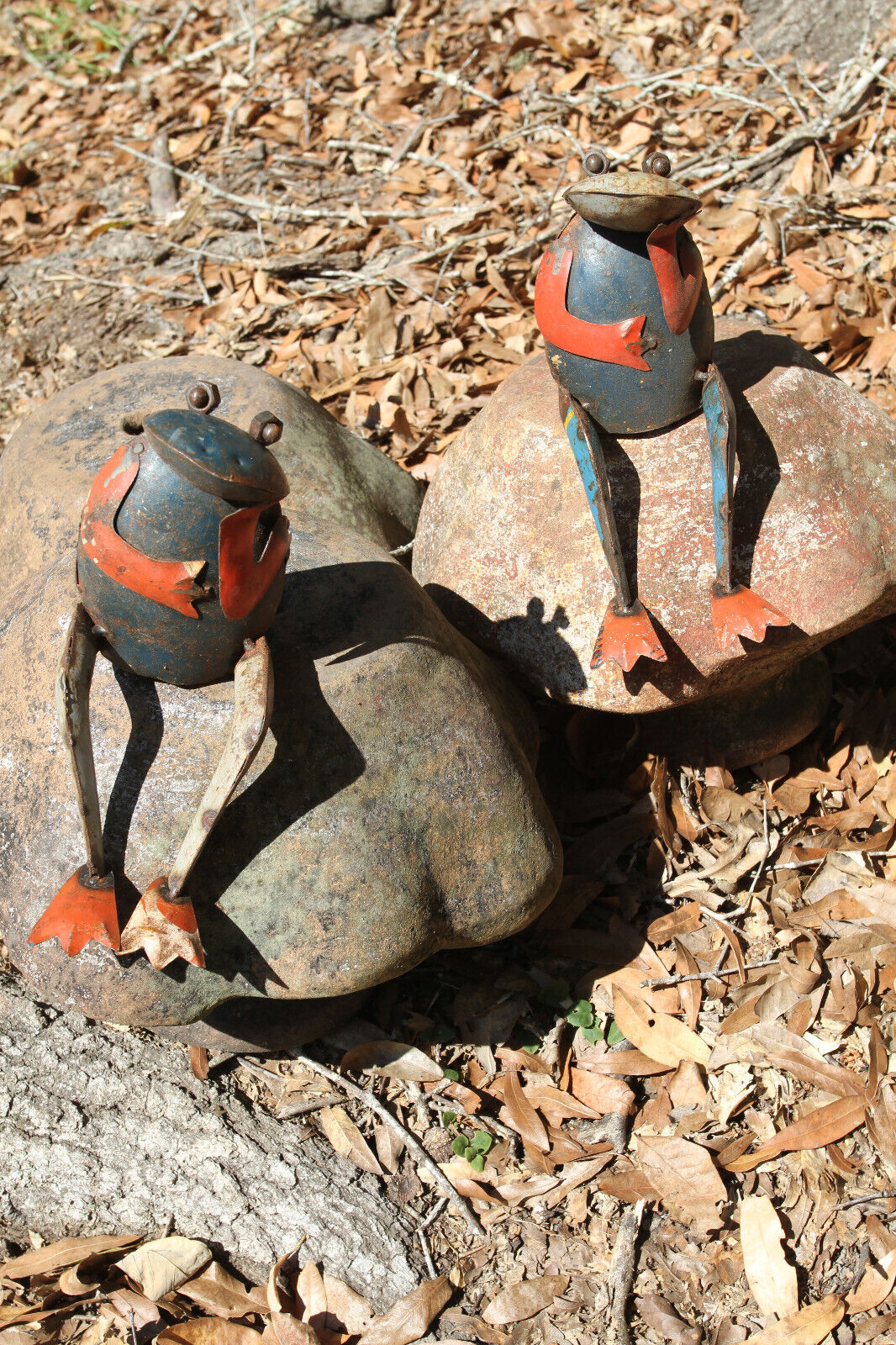SITTING FROGS, Whimsical Yard Decor, Shelf Disply, Christmas Gift, Frog Decor, Counrty Decor N-67B