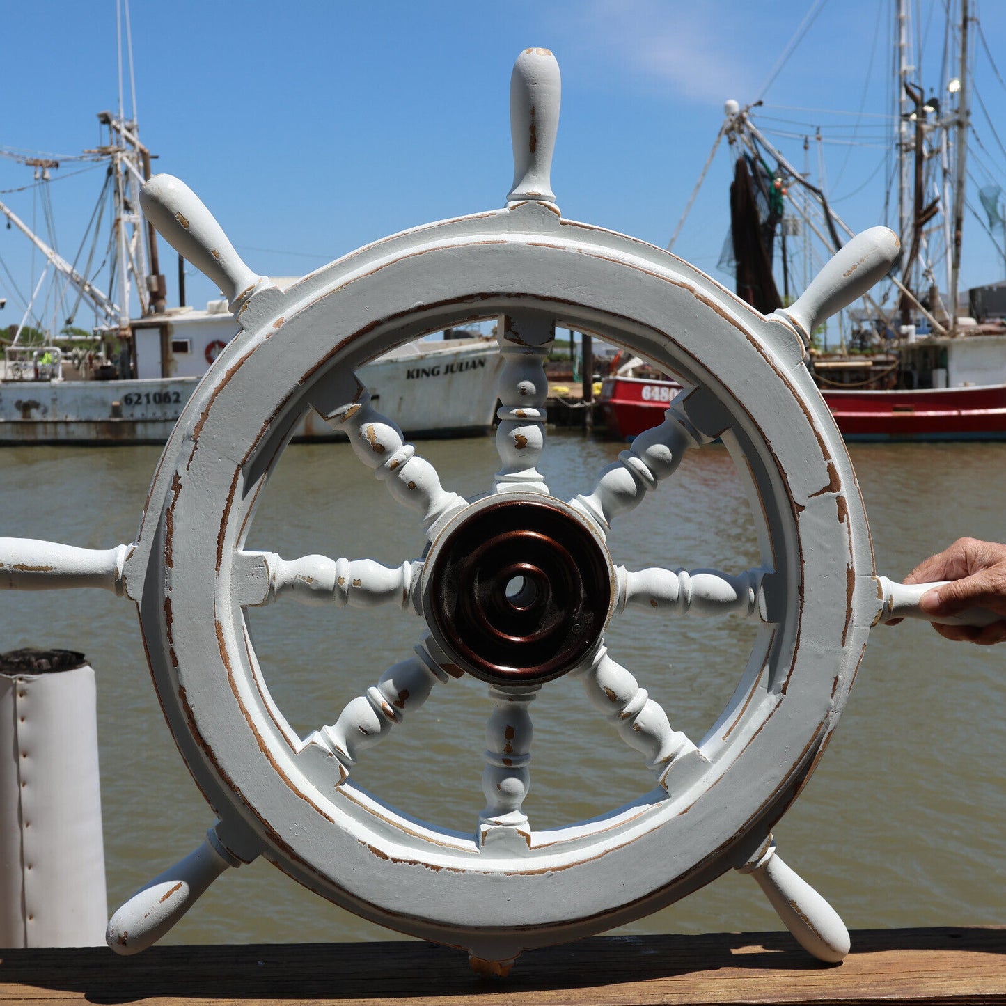 SHIPS WHEEL / Large Wooden Ships Helm / Sailors Home Decor / Fathers Day Gift / Sailing Club House Decor / Seafood Decor / Gh-01