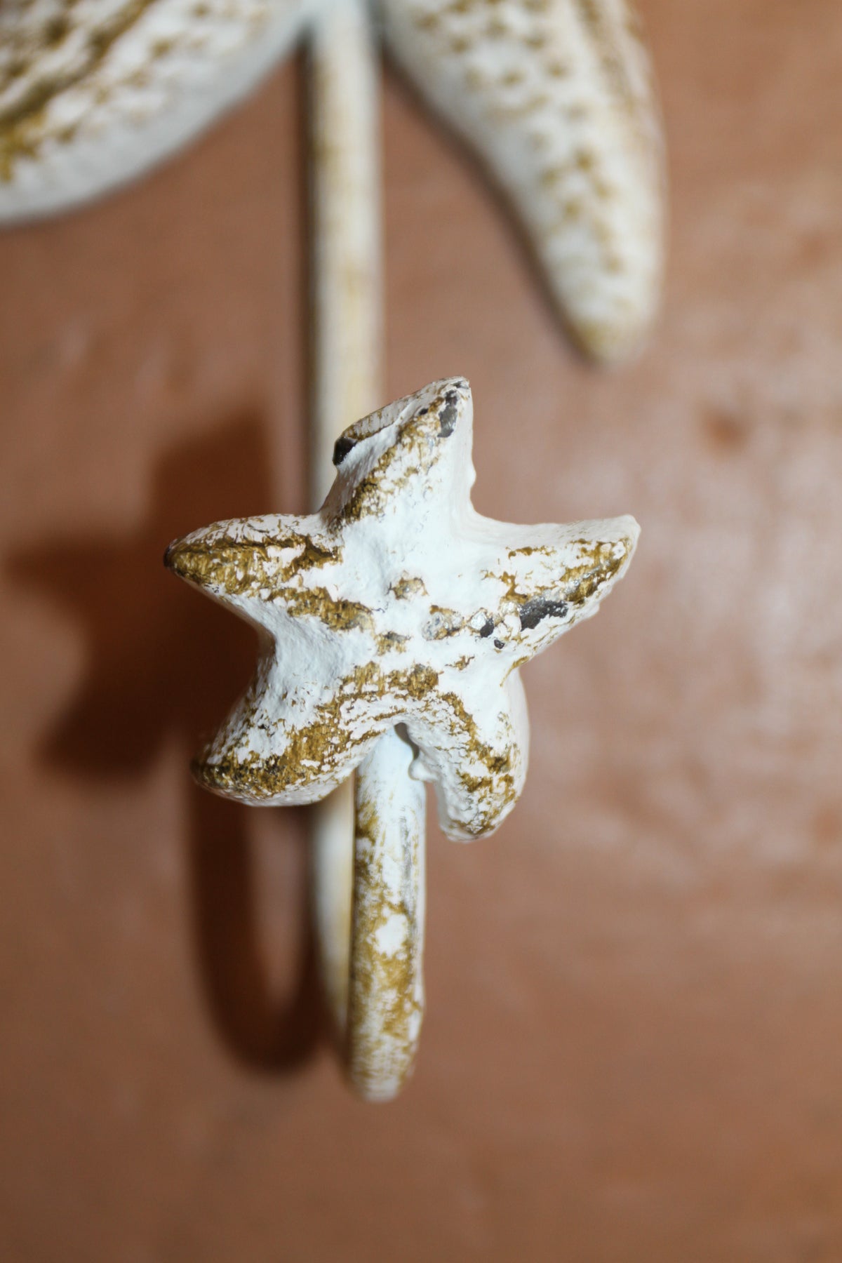 1-SEAFOAM STARFISH WALL HOOK,Large Generous Hook Opening,Beach Decor,Coastal Accents,Gifts,BL-53W