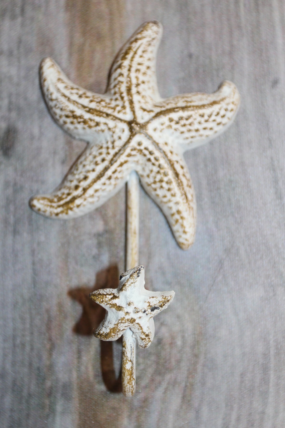 1-SEAFOAM STARFISH WALL HOOK,Large Generous Hook Opening,Beach Decor,Coastal Accents,Gifts,BL-53W