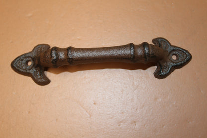 2-Dresser Drawer Pulls,FLEUR DE LIS Decor,Hardeware,All Occasion Gifts,Bath Decor,Kitchen Remodel, HW-10