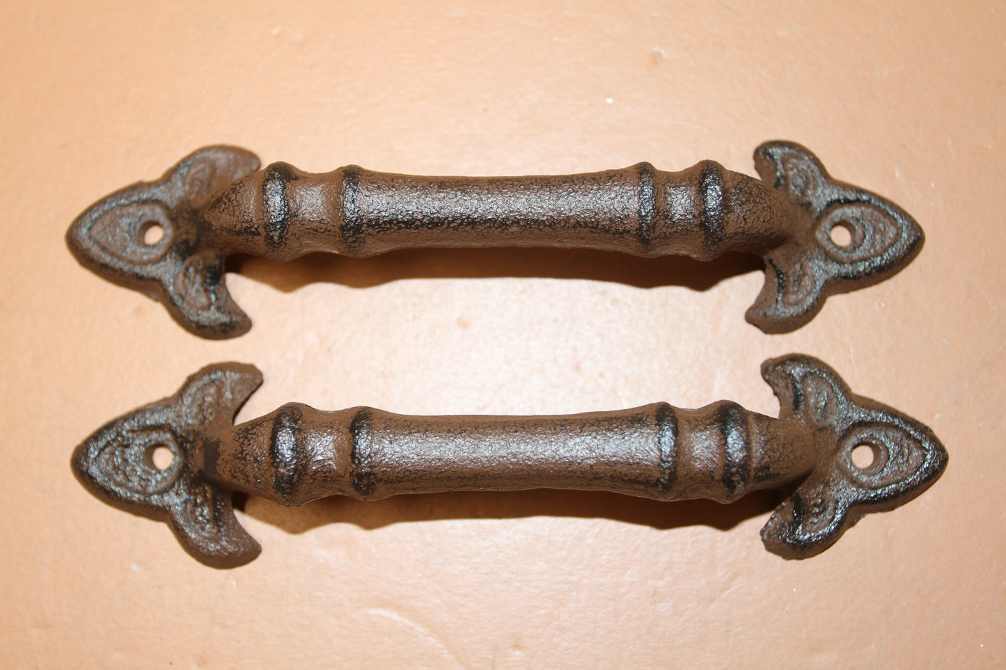 2-Dresser Drawer Pulls,FLEUR DE LIS Decor,Hardeware,All Occasion Gifts,Bath Decor,Kitchen Remodel, HW-10