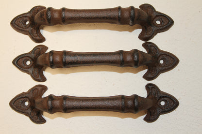 2-Dresser Drawer Pulls,FLEUR DE LIS Decor,Hardeware,All Occasion Gifts,Bath Decor,Kitchen Remodel, HW-10