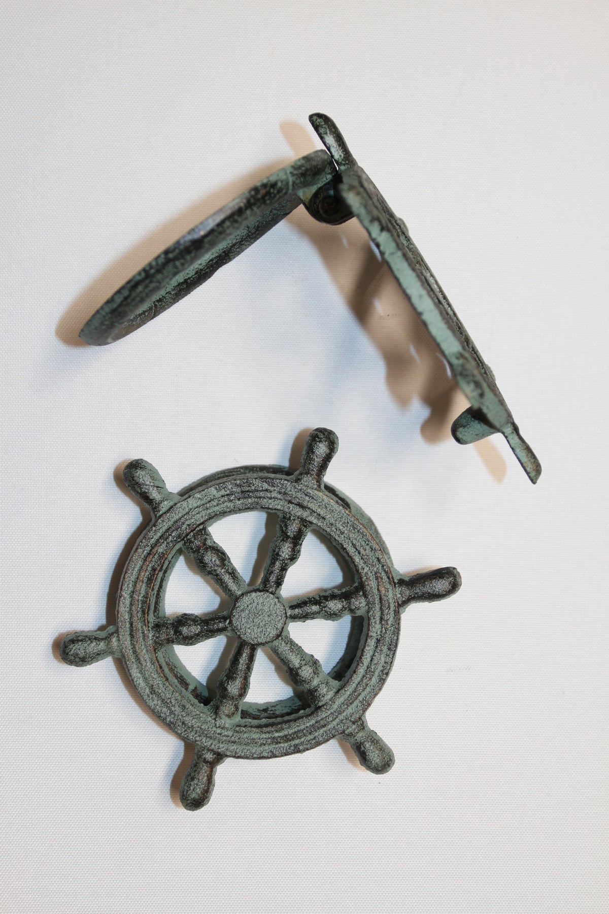 1-SHIPS WHEEL DOOR KNOCKER,Boating Decor,Nautical Accents,Solid Metal,Gifts,BL-50