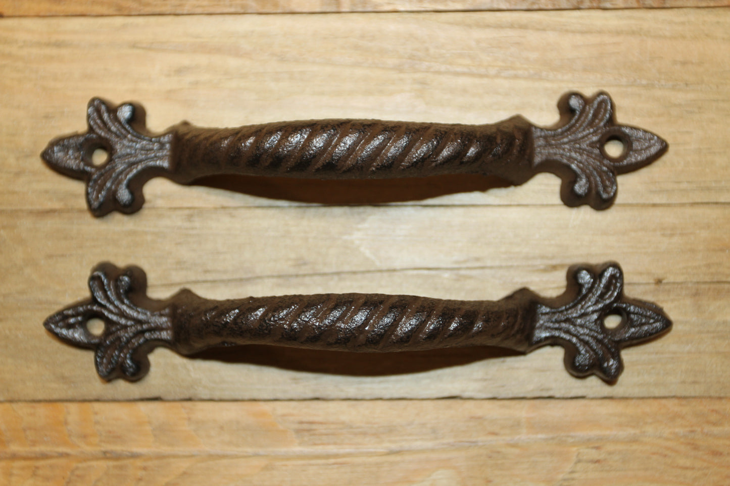 2-FLEUR DE LIS Style Handles,Modern Flair,Drawer Pulls,New Orleans Accents,Gifts,Free Ship, HW-27