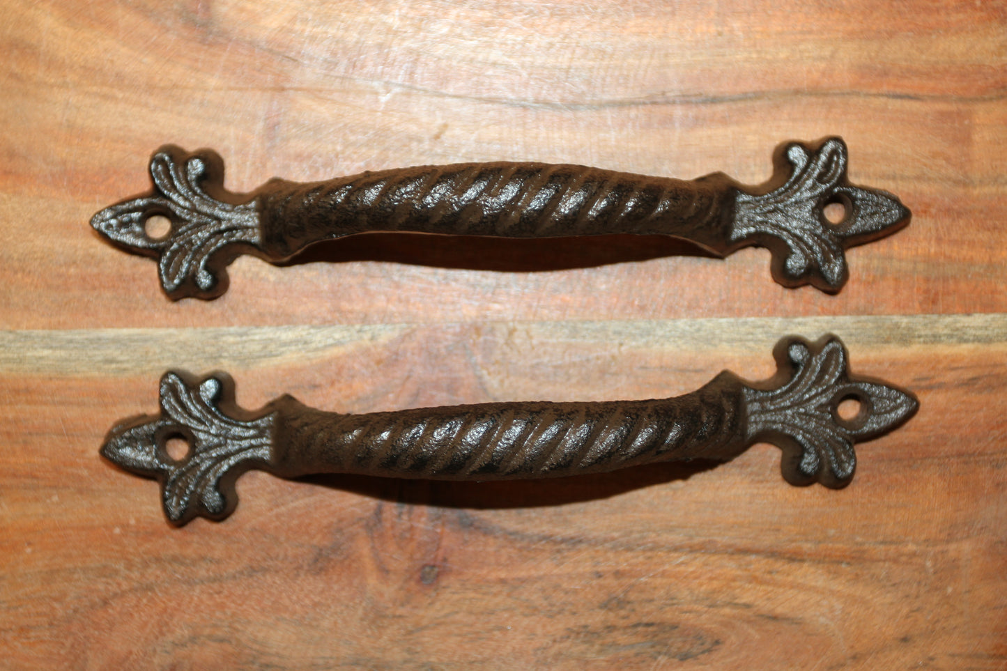 2-FLEUR DE LIS Style Handles,Modern Flair,Drawer Pulls,New Orleans Accents,Gifts,Free Ship, HW-27