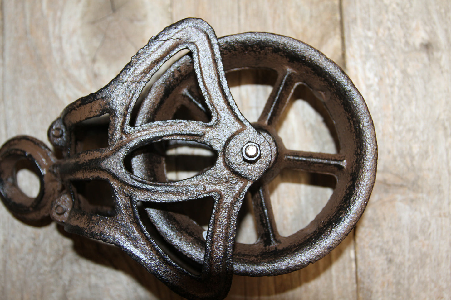 1-Metal Gear Pulley,Great for Dad's Workshop.The pulley is operational,Free Ship H-57B