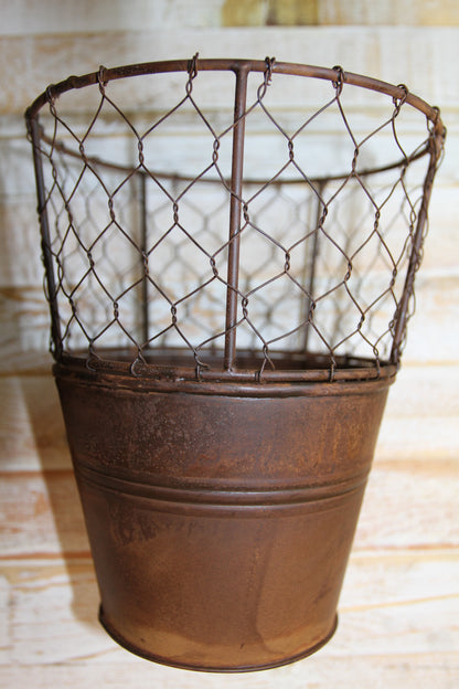 1-GARDEN DECOR,Chicken Wire Flower Pot,Country Decor,All Occasion Gifts,Plant Holder, GS-005