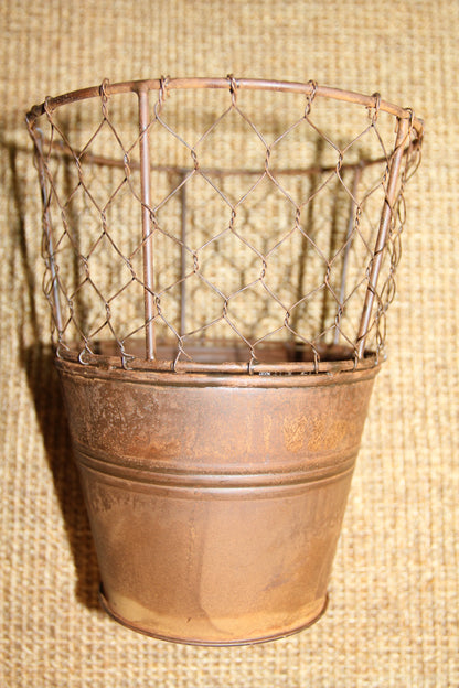 1-GARDEN DECOR,Chicken Wire Flower Pot,Country Decor,All Occasion Gifts,Plant Holder, GS-005