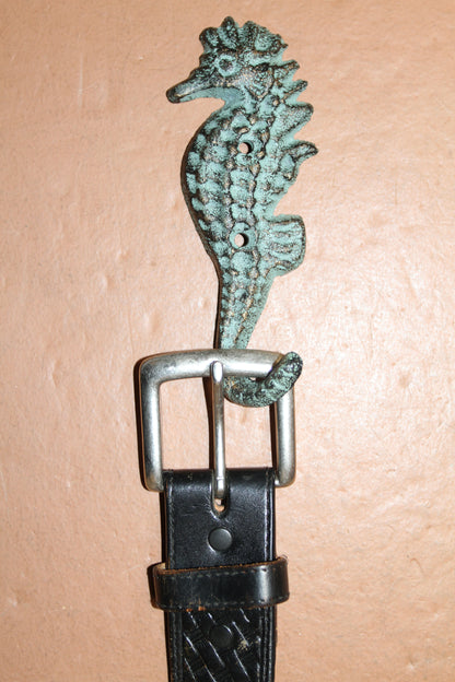 2-SHORE SURF Collection,Anchor Plaque,Seashorse Hook,Beach Decor,Gifts,Harbor Style,N-25,42