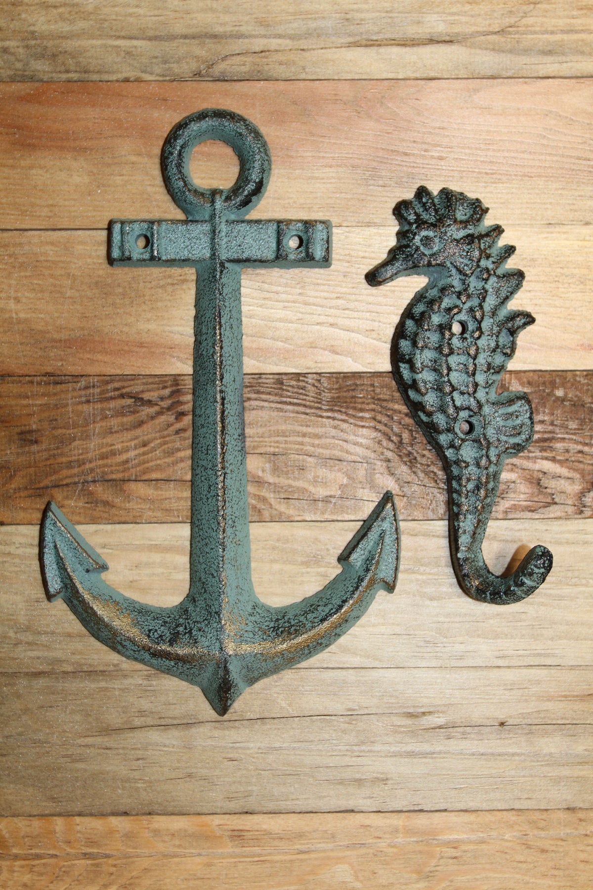 2-SHORE SURF Collection,Anchor Plaque,Seashorse Hook,Beach Decor,Gifts,Harbor Style,N-25,42