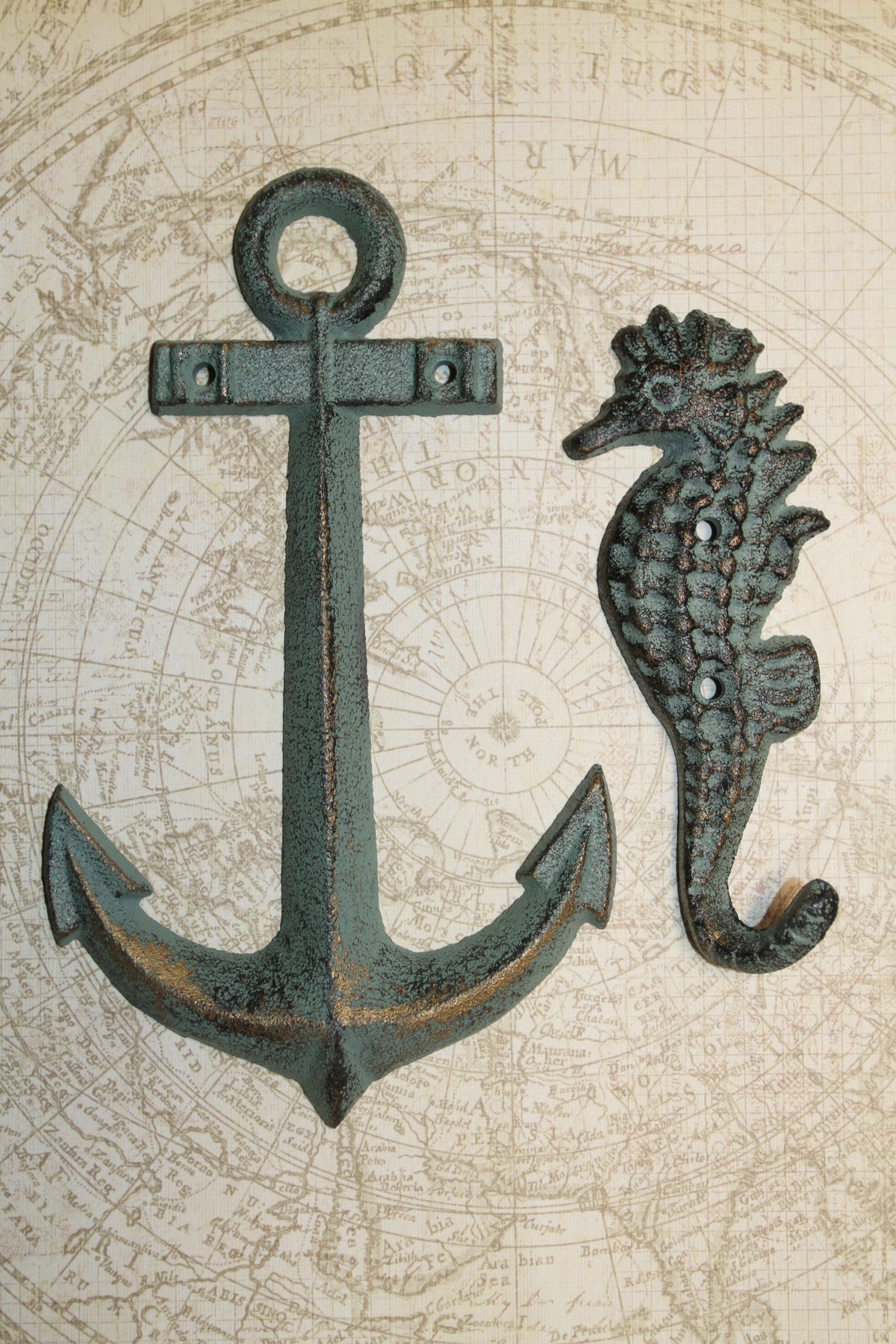 2-SHORE SURF Collection,Anchor Plaque,Seashorse Hook,Beach Decor,Gifts,Harbor Style,N-25,42