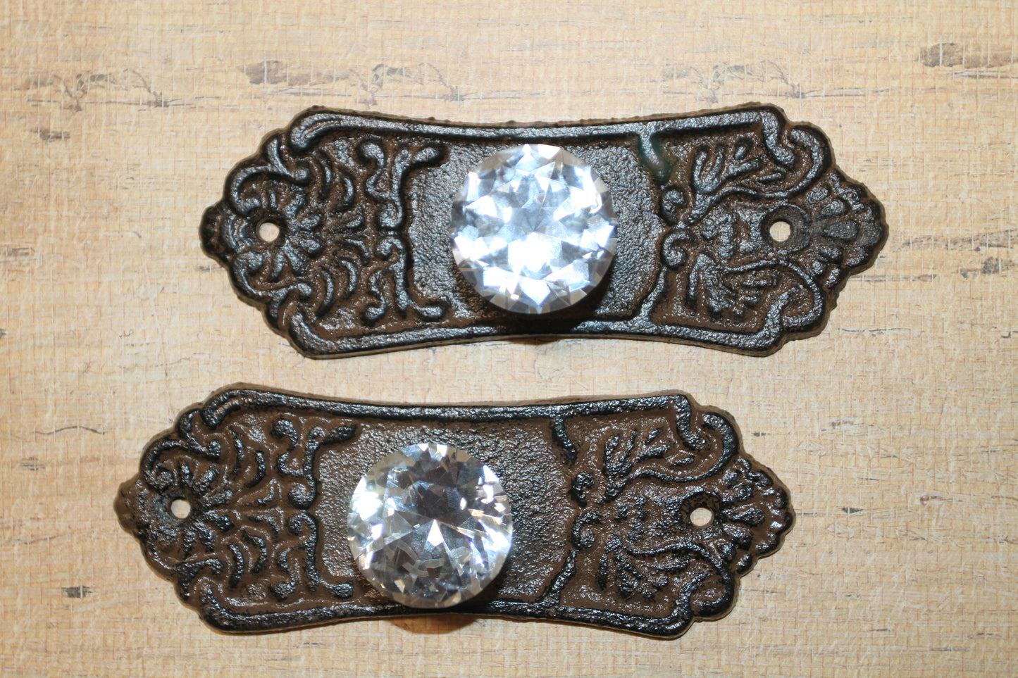 2-DRESSER PULLS,Refurbishing Supply,Bath And Kitchen Door Handles,Country Victorian Style,Gifts HW-55