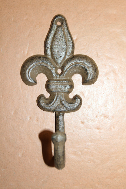 3pc-FLEUR DE LIS,2 Wall Hooks,Wall Plaque,New Orleans Style, Gifts,Country Decor,F-11,27