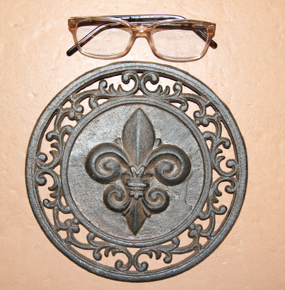 3pc-FLEUR DE LIS,2 Wall Hooks,Wall Plaque,New Orleans Style, Gifts,Country Decor,F-11,27