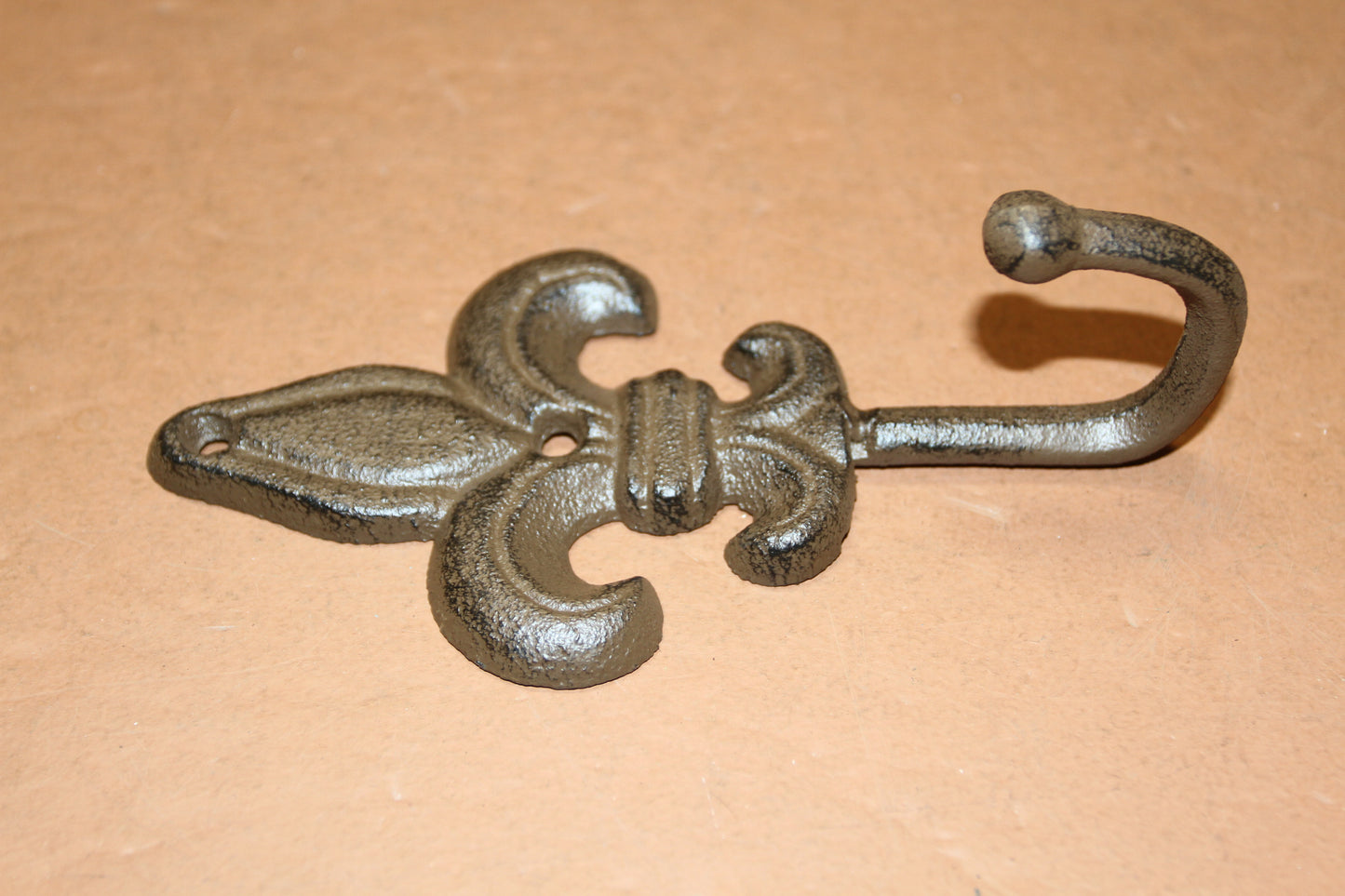 FLEUR DE LIS Wall Plaque And 4 Wall Hooks,Old World Charm, Victorian Style Home Accents F-10,27