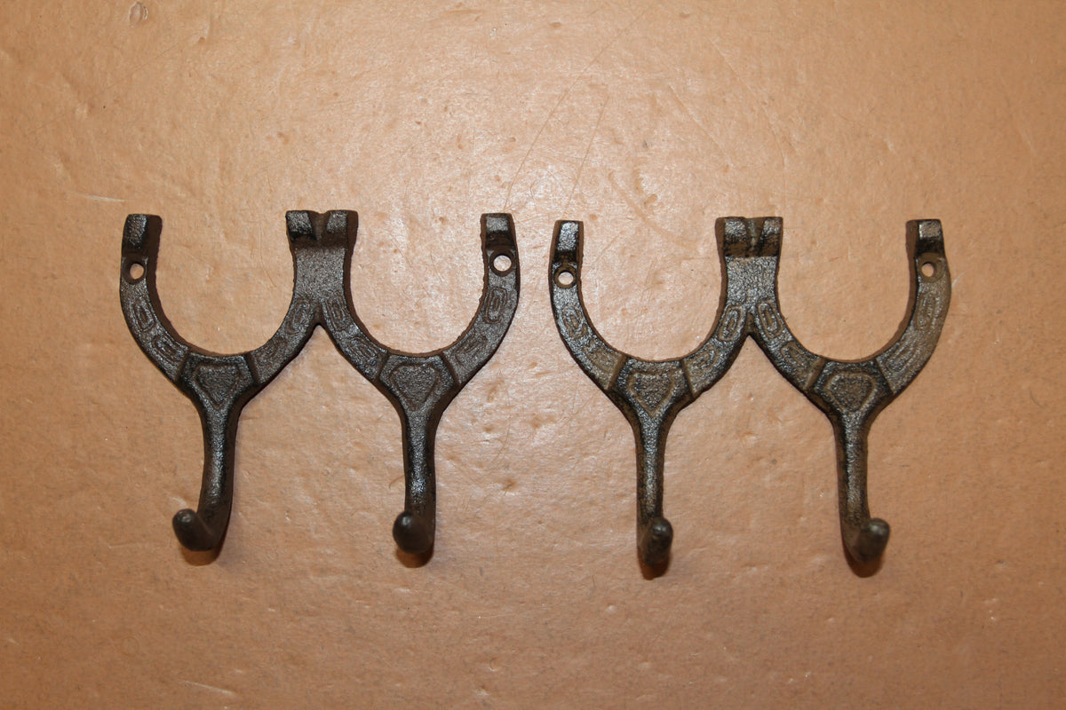 2-HORSESHOE Double Wall Hooks,Equestrian Decor,Country Kitchen Accents,Farm Look, Gifts,W-9
