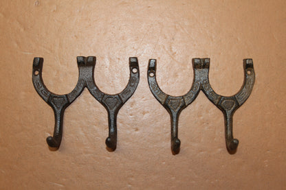 2-HORSESHOE Double Wall Hooks,Equestrian Decor,Country Kitchen Accents,Farm Look, Gifts,W-9