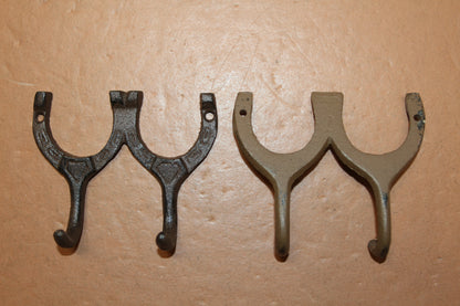 2-HORSESHOE Double Wall Hooks,Equestrian Decor,Country Kitchen Accents,Farm Look, Gifts,W-9