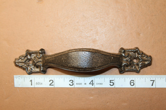 2- DRESSER DRAWER PULLS, Country Victorian Cabinet Hardware,Bath Decor,Kitchen Cabinet Hardware, HW-03