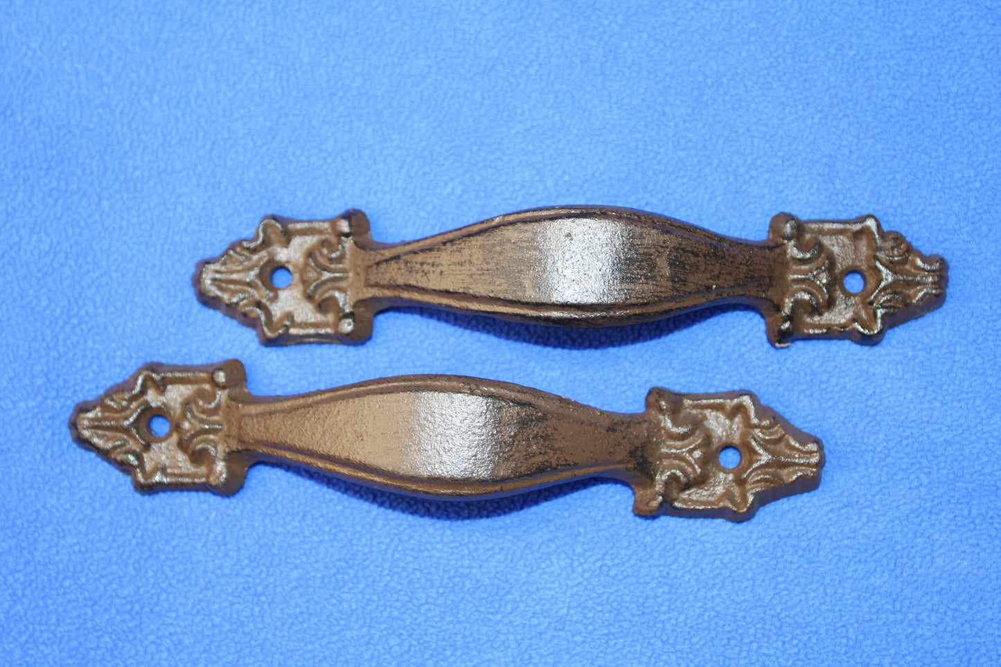 2- DRESSER DRAWER PULLS, Country Victorian Cabinet Hardware,Bath Decor,Kitchen Cabinet Hardware, HW-03