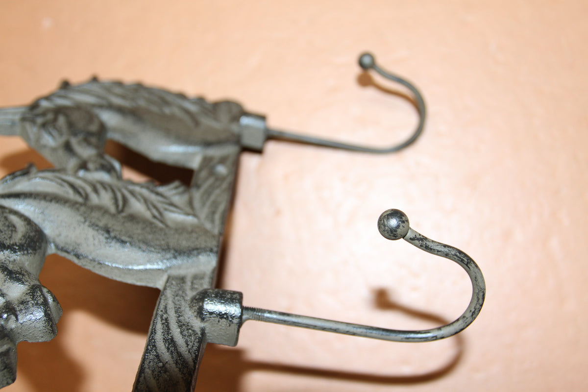 1-TRIPLE Wall Hook,HORSES,Country Western Decor,Gifts,Hanging Storage,Ranch Style,W-78B