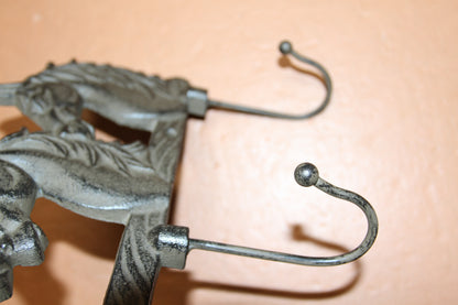 1-TRIPLE Wall Hook,HORSES,Country Western Decor,Gifts,Hanging Storage,Ranch Style,W-78B