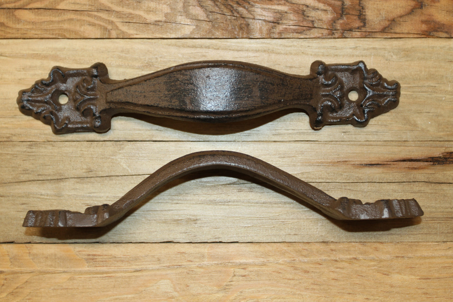 2- DRESSER DRAWER PULLS, Country Victorian Cabinet Hardware,Bath Decor,Kitchen Cabinet Hardware, HW-03