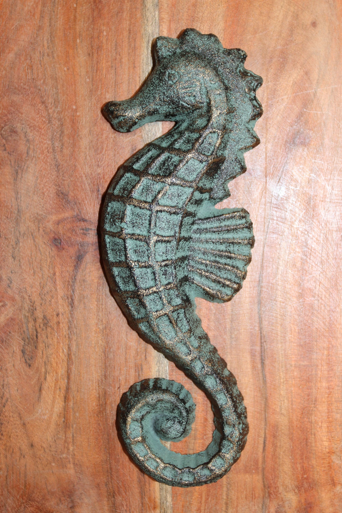 1-SEAHORSE WALL PLAQUE,Sea Life Wall Hanging,Beach House Accents,Bath Decor,Gifts,BL-77