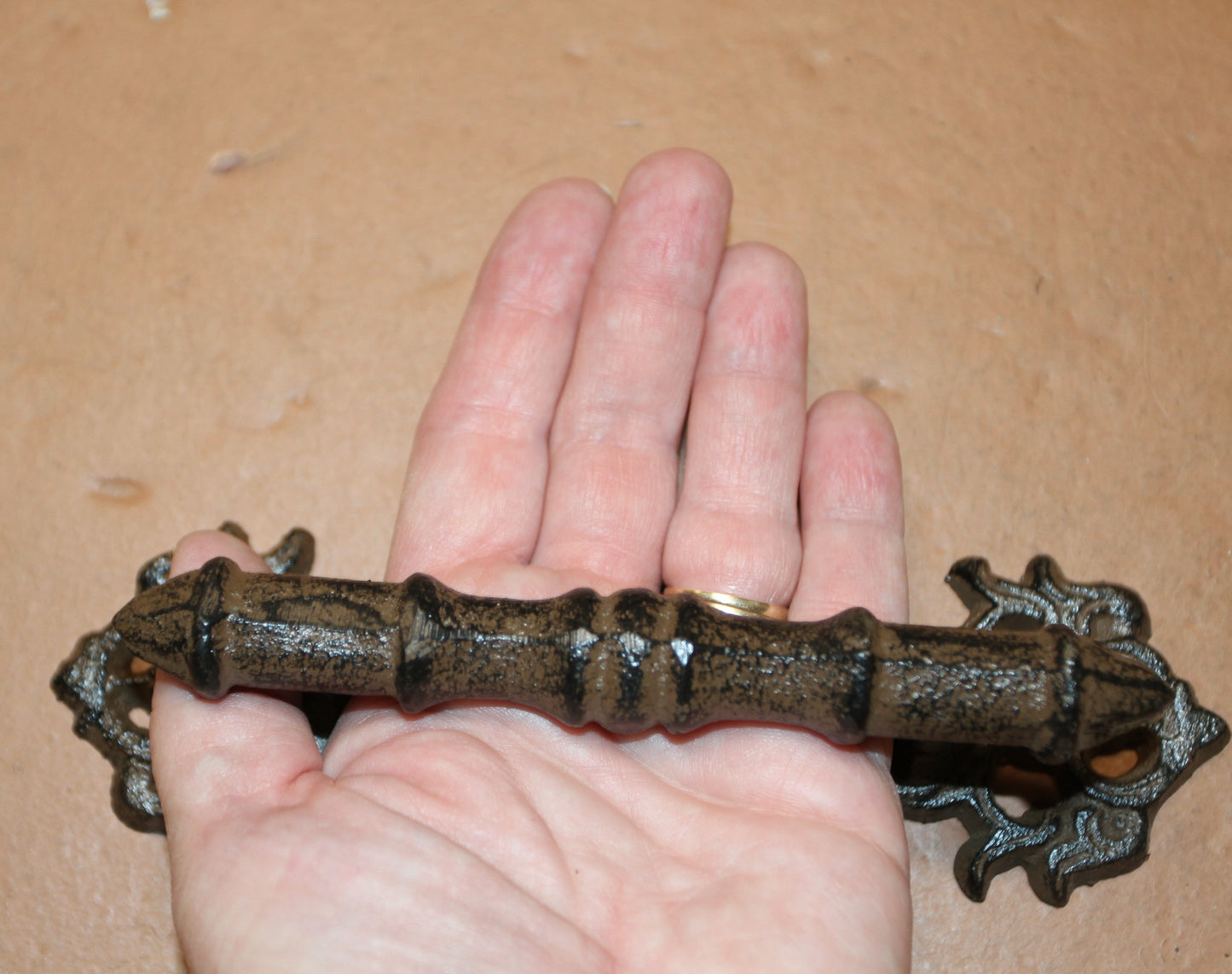 1 - LARGE DECORATIVE HANDLE,Dresser Hardware,Closet Pulls,Furniture Refurbish Supply,HW-06