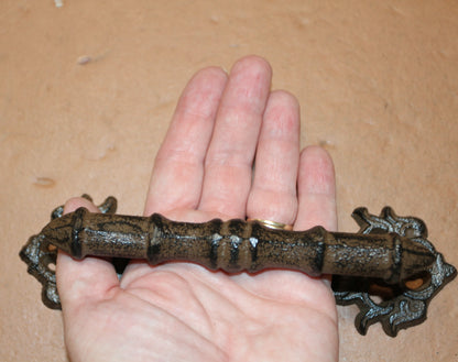 1 - LARGE DECORATIVE HANDLE,Dresser Hardware,Closet Pulls,Furniture Refurbish Supply,HW-06