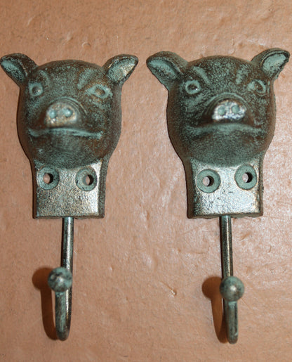 2-Wall Hooks,HAPPY PIGS,Restaurant Decor,Country,Farm And Ranch Style,Hanging Storage,H-95