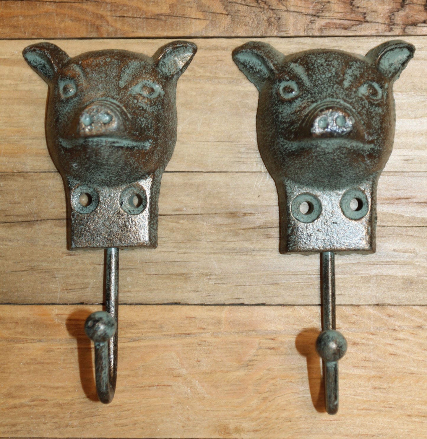 2-Wall Hooks,HAPPY PIGS,Restaurant Decor,Country,Farm And Ranch Style,Hanging Storage,H-95