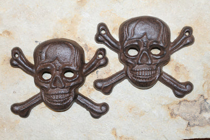 1-Metal SKULL AND CROSSBONES Wall Plaque,Pirates,Bikers Accents,Country Decor,All Occasion Gifts,H-132