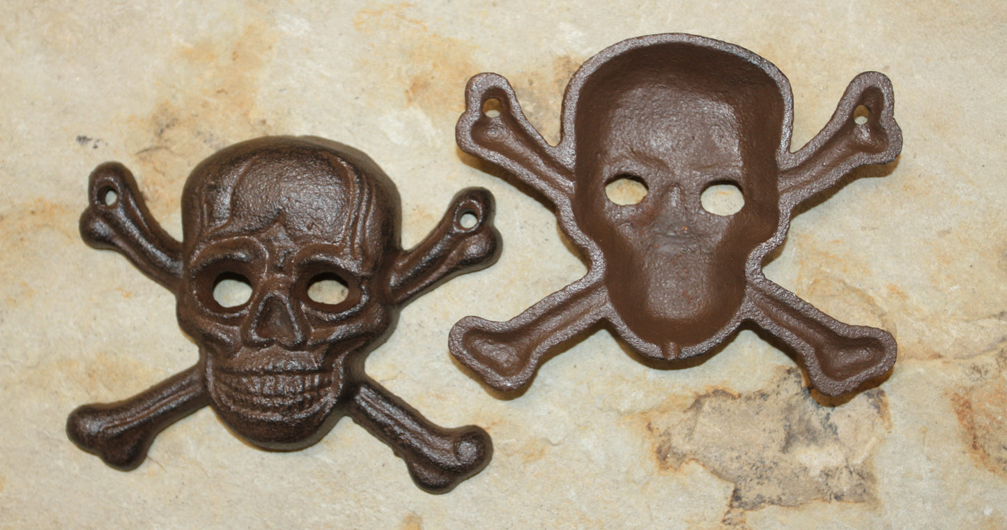 1-Metal SKULL AND CROSSBONES Wall Plaque,Pirates,Bikers Accents,Country Decor,All Occasion Gifts,H-132