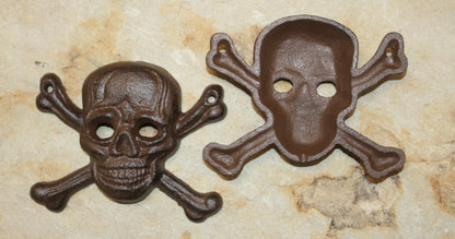 1-Metal SKULL AND CROSSBONES Wall Plaque,Pirates,Bikers Accents,Country Decor,All Occasion Gifts,H-132