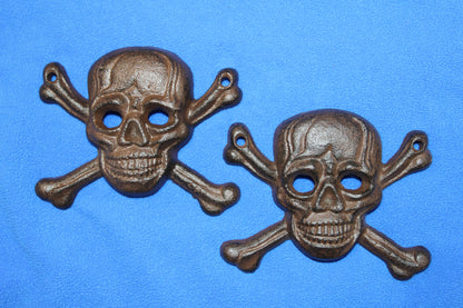 1-Metal SKULL AND CROSSBONES Wall Plaque,Pirates,Bikers Accents,Country Decor,All Occasion Gifts,H-132