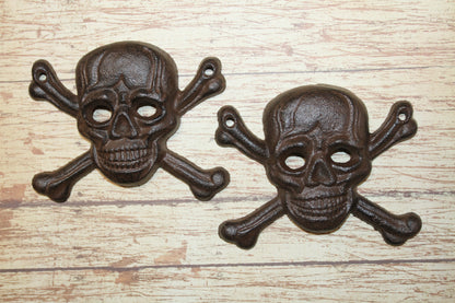 1-Metal SKULL AND CROSSBONES Wall Plaque,Pirates,Bikers Accents,Country Decor,All Occasion Gifts,H-132