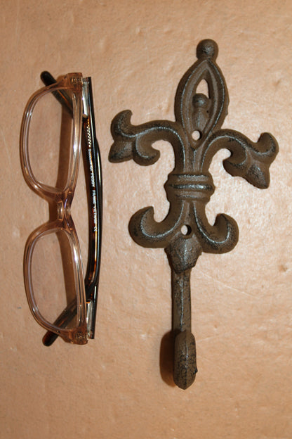 2-Ornate FLEUR DE LIS Wall Hooks,Kitchen Bath Decor,Country Style,Hanging Storage,Gifts,F-21
