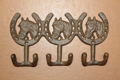 1-HORSE AND HORSESHOE WALL HOOKS,3 Double Wall Hooks,Contry Style Home Decor,Hanging Storage,W-30