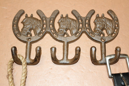 1-HORSE AND HORSESHOE WALL HOOKS,3 Double Wall Hooks,Contry Style Home Decor,Hanging Storage,W-30