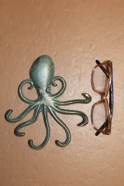 1-OCTOPUS WALL HOOK,Beach Decor,Nautical Accents,Coastal Style,Gifts,N-35