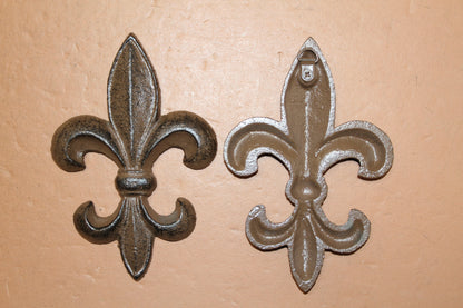 2-Medium FLEUR DE LIS Wall Plaques,Vintage Victorian Look,Gifts New Orleans Style Wall Decor,F-6