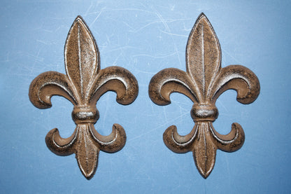 2-Medium FLEUR DE LIS Wall Plaques,Vintage Victorian Look,Gifts New Orleans Style Wall Decor,F-6