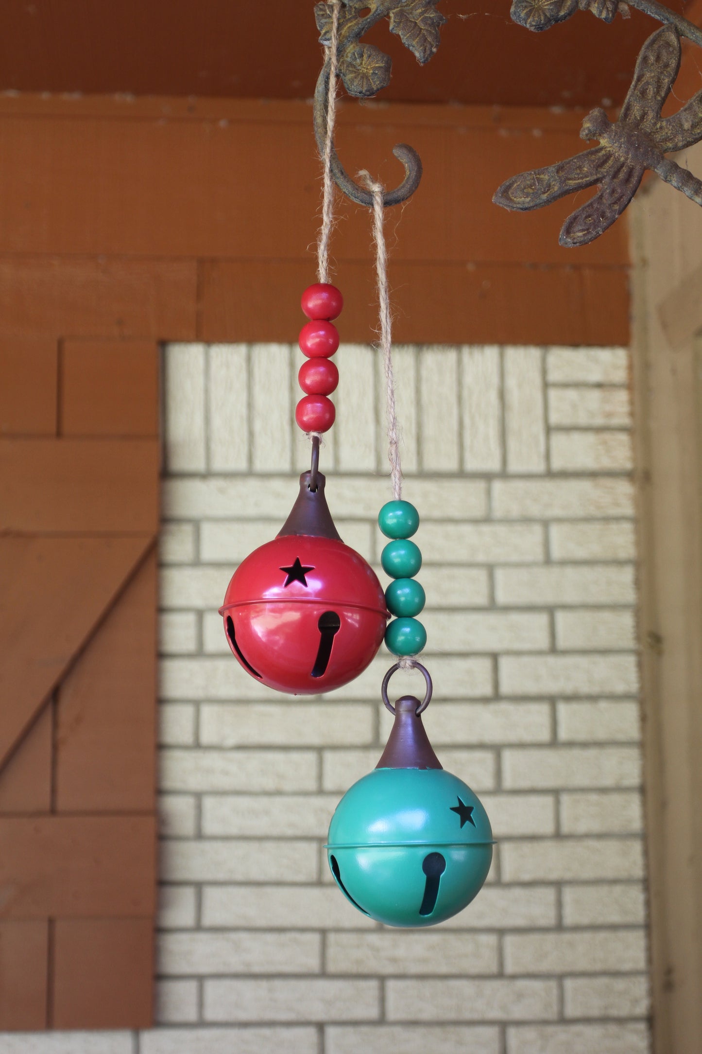 1-CLASSIC ROUND BELL,These Bells DO JINGLE, Red And Green Christmas Decorations,All Occasion Gifts, GSFR