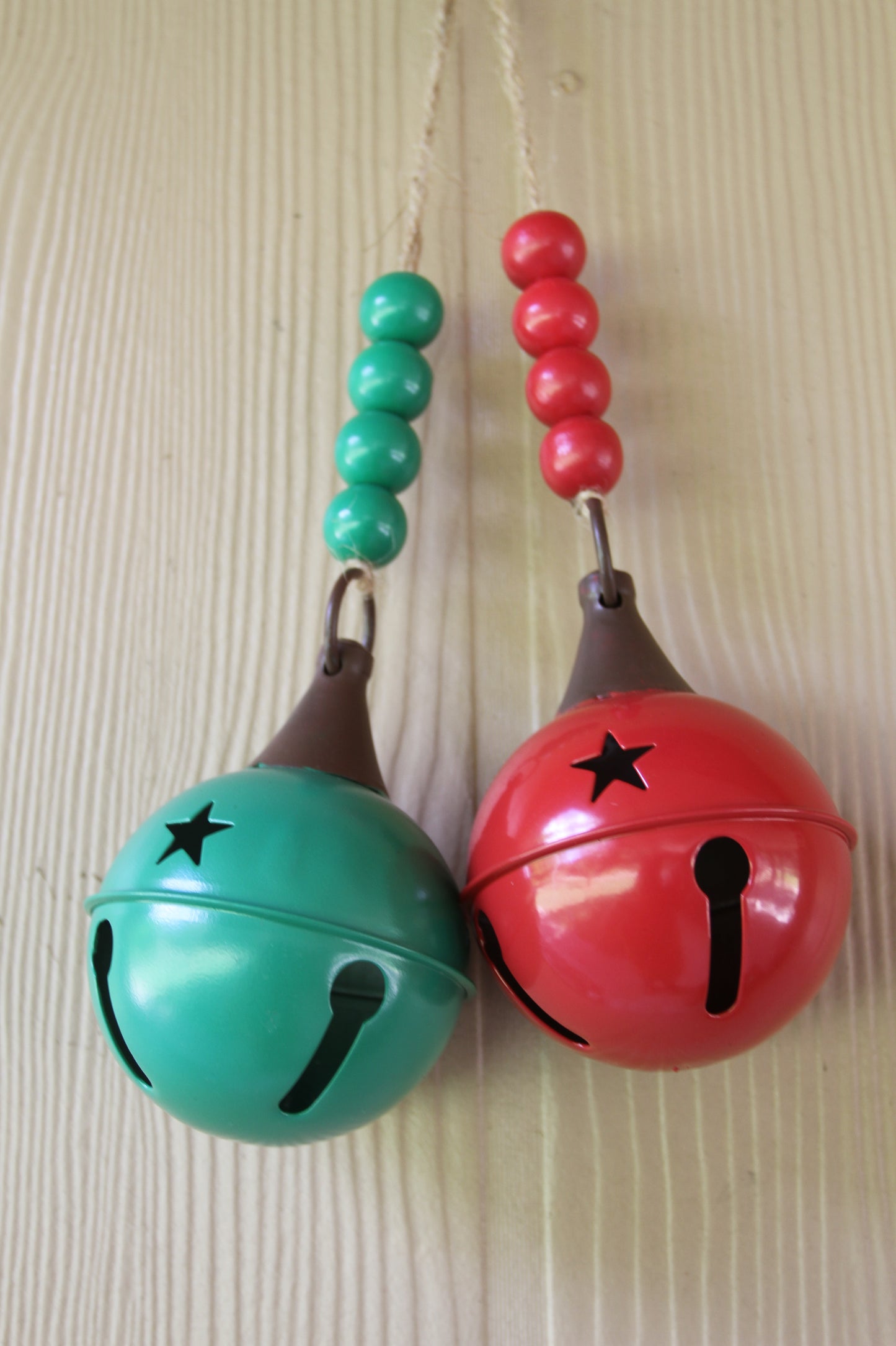 1-CLASSIC ROUND BELL,These Bells DO JINGLE, Red And Green Christmas Decorations,All Occasion Gifts, GSFR