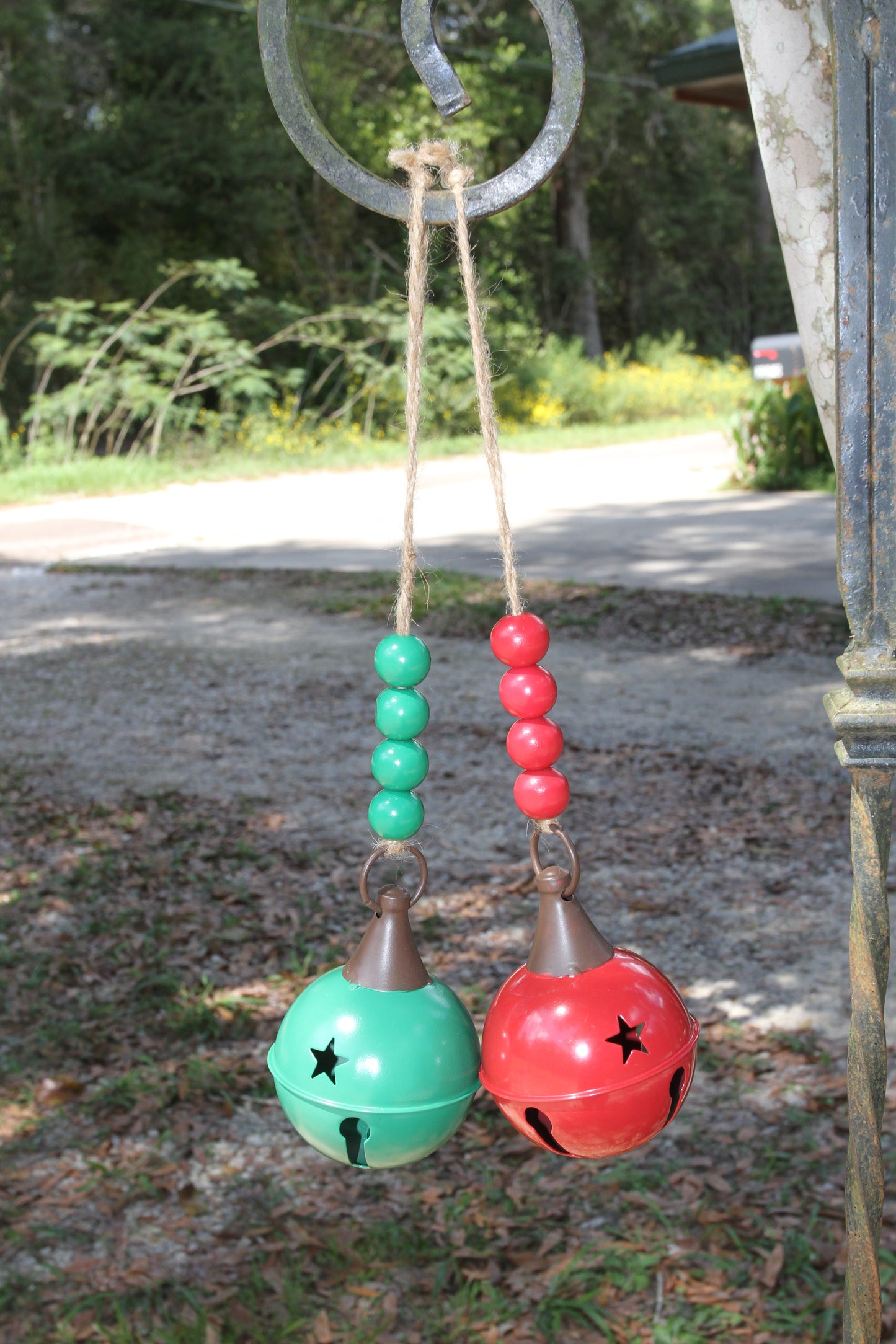 1-CLASSIC ROUND BELL,These Bells DO JINGLE, Red And Green Christmas Decorations,All Occasion Gifts, GSFR